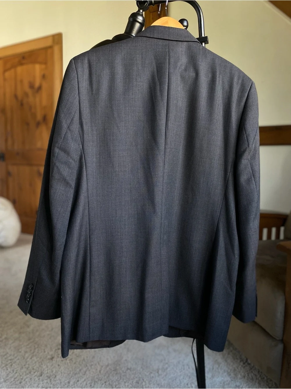 Banana Republic Charcoal Gray Men’s Suit Jacket and Pants